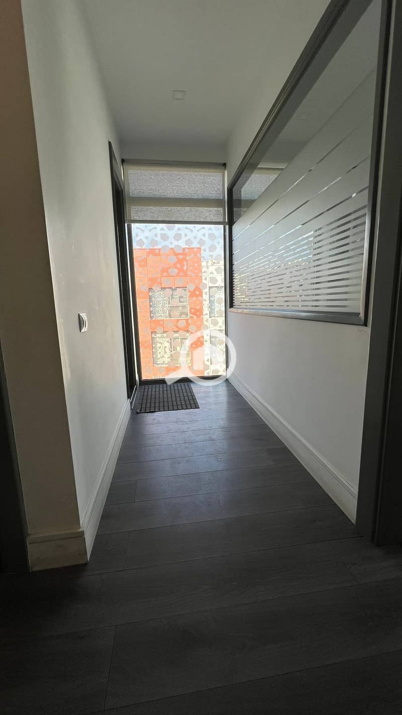 2 3139df3a-7c6f-4535-ba45-a1e15d7c5d3d. jpg