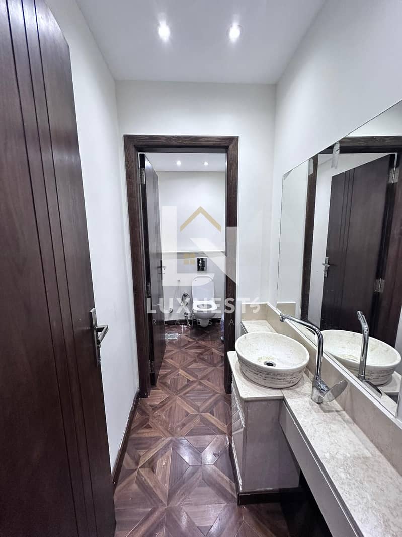 17 WhatsApp Image 2025-12-28 at 1.27. 23 PM (1). jpeg