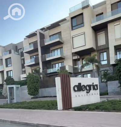 شقة 3 غرف نوم للبيع في الشيخ زايد، الجيزة - Screenshot_20250813_184821_Facebook. jpg