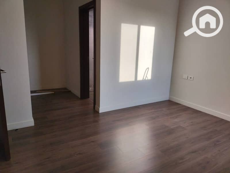 5 WhatsApp Image 2024-12-18 at 1.27. 44 PM (1). jpeg