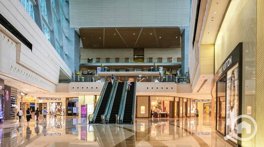 12 WhatsApp Image 2025-12-19 at 20.38. 43 (1). jpeg