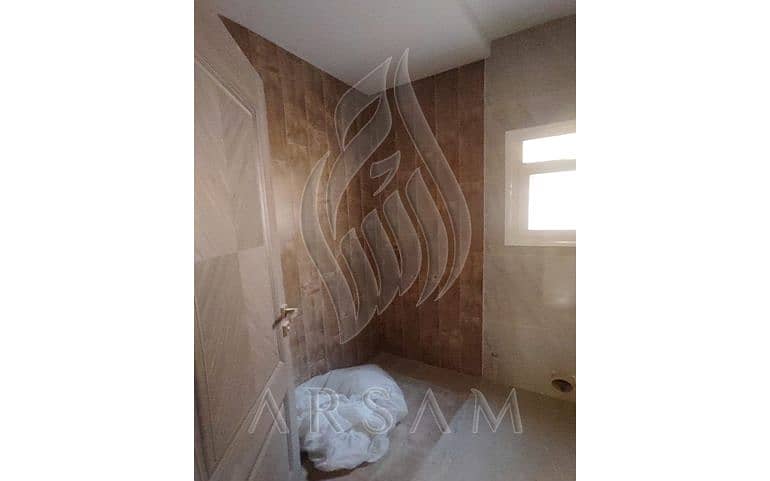 18 WhatsApp Image 2025-11-24 at 1.40. 36 PM. JPG