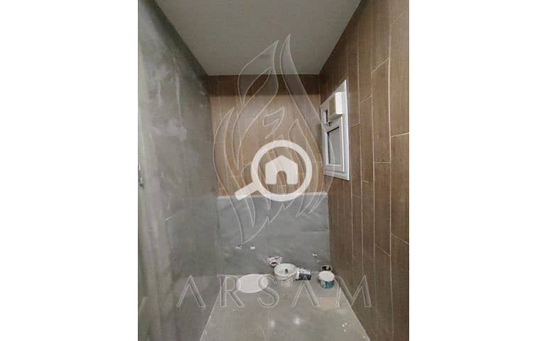 21 WhatsApp Image 2025-11-24 at 1.40. 38 PM (1). JPG