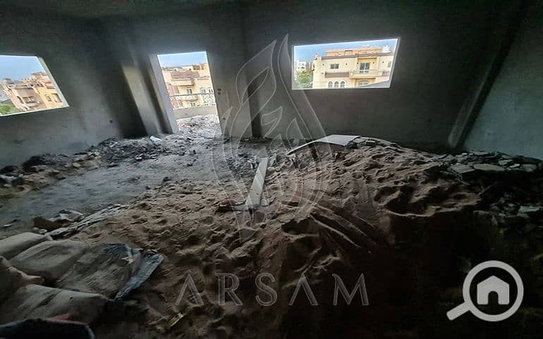 4 WhatsApp Image 2025-12-18 at 2.48. 59 PM (1). JPG