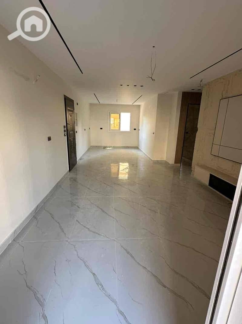 6 5b91c525-f36f-47ab-9571-82d0b151b10b. jpg