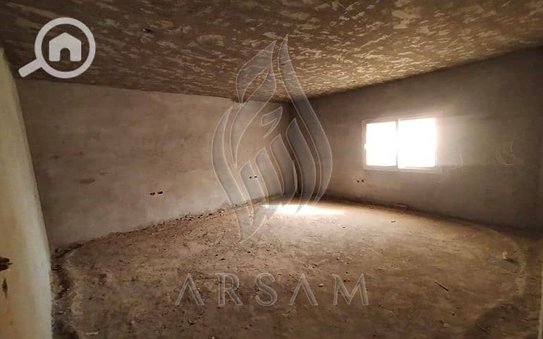 3 WhatsApp Image 2025-11-27 at 12.47. 43 PM (2). JPG