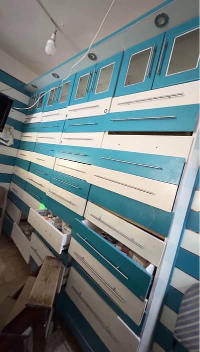 صيدليه  للبيع في حدائق الاهرام، الجيزة - صيدلية