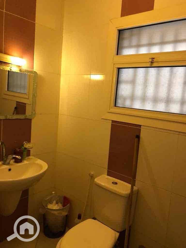 4 b9244f3c-d619-4dd0-8fa5-e72f335c11e1. jpg