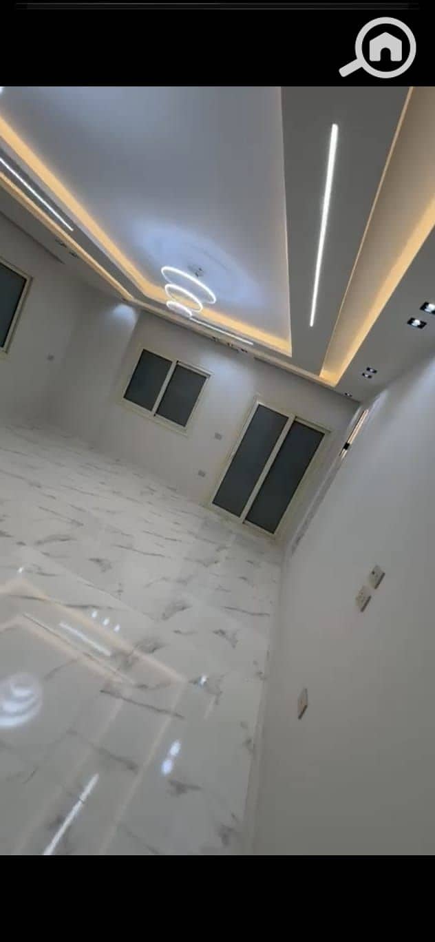 2 f66904ff-290c-49ba-a2b8-838149839617. jpeg