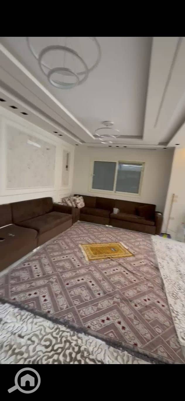 4 196d7811-e70d-4368-a9cf-f099b311ad86 (1). jpeg