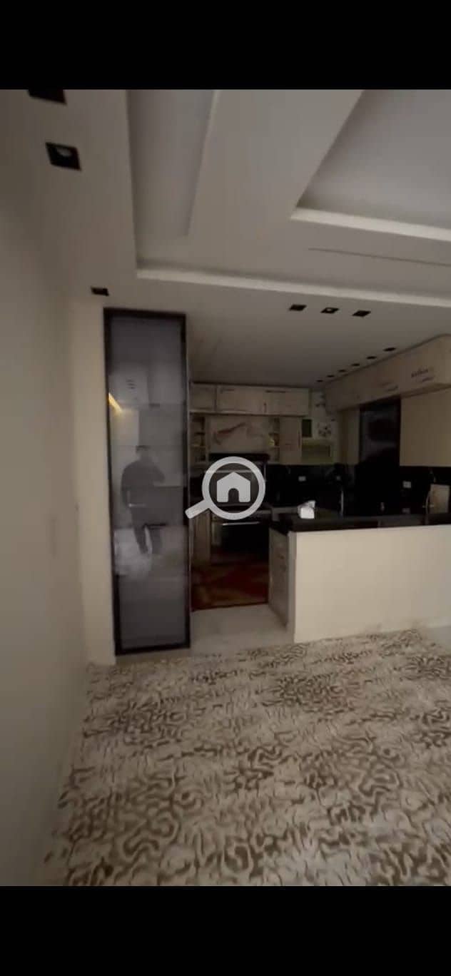 6 d7dfdd8c-06d9-45e2-8bee-6254d5bc02c1. jpeg