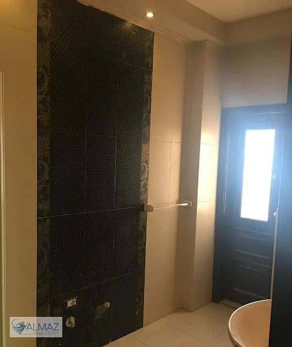 4 WhatsApp Image 2025-12-31 at 5.04. 39 PM (1). jpeg