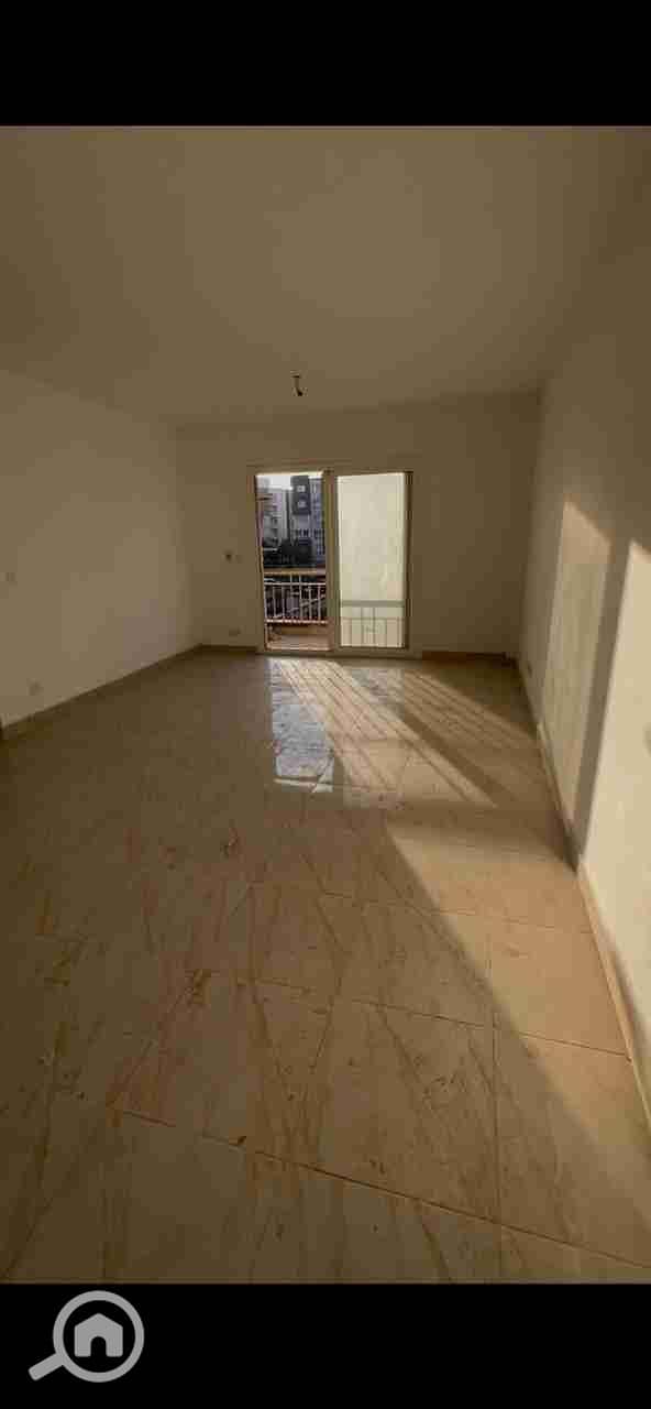 1000645253. jpg 1000645253. jpg