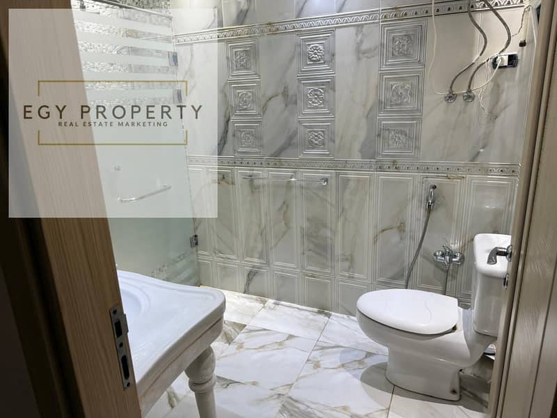 14 PHOTO-2025-12-29-20-52-46. jpeg