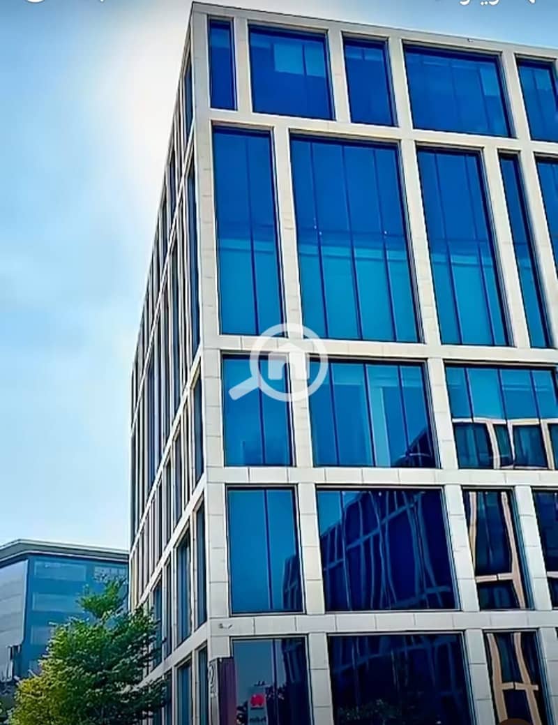 6 959b5f3f-181c-4122-b10b-8903d9fe57ba. jpeg