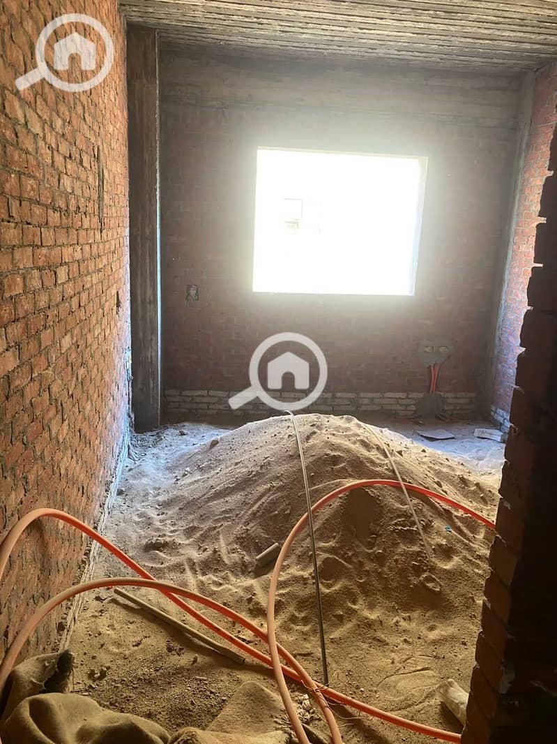 2 sdupbAbAj0mZxcc9uGrWFhuqcHgPXKBq3vjDZbP4. jpg