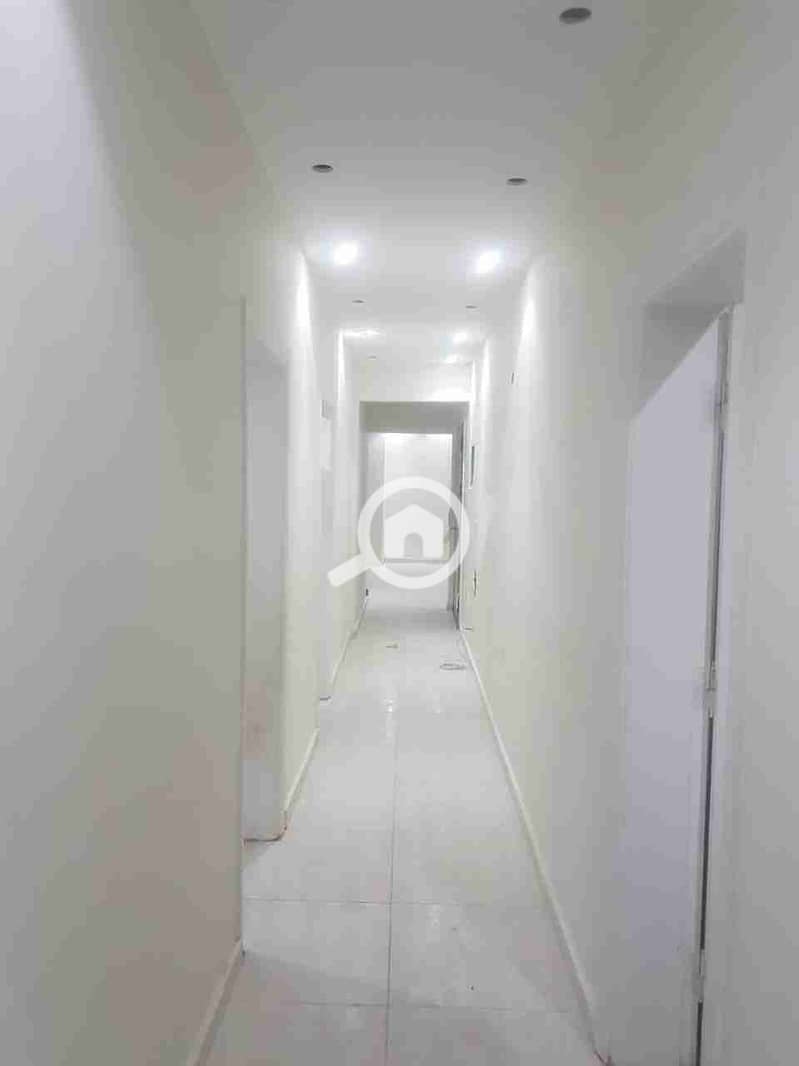 1000308819. jpg 1000308819. jpg