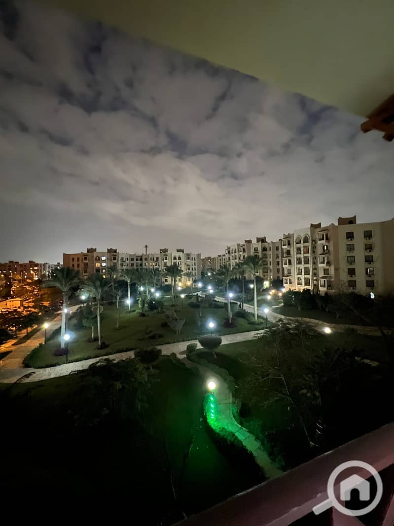 11 050ef0db-ee68-4e4a-93f1-429415c0cc0a. jpeg