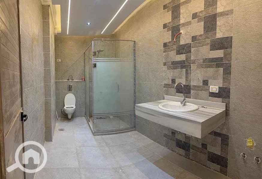 4 509684eb-ff31-4f0e-9391-16a458daea93. jpg