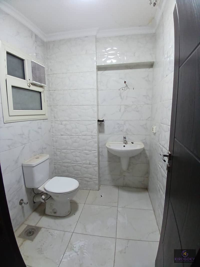 4 WhatsApp Image 2025-12-24 at . jpeg