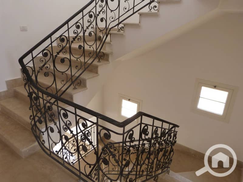 8 455f6345-1a91-4225-b367-fff2e5e7af1c - Copy. jpeg