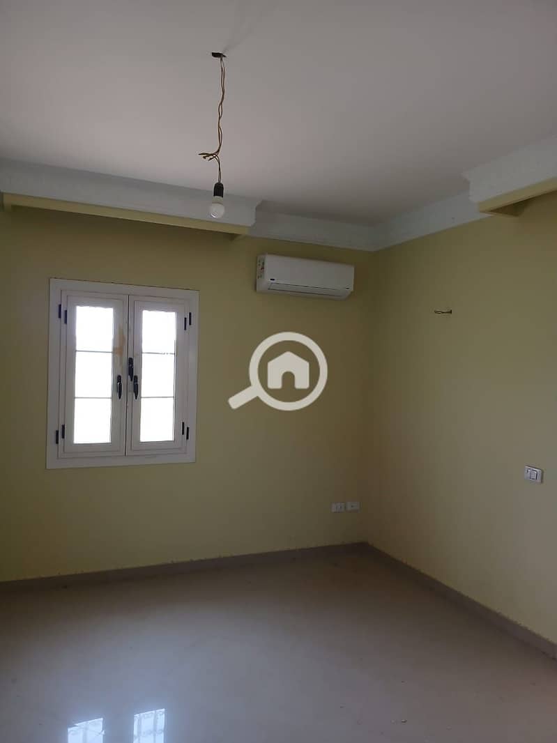 14 cf7cb68a-ebe1-4c0b-a231-b505a11a06b1. jpg