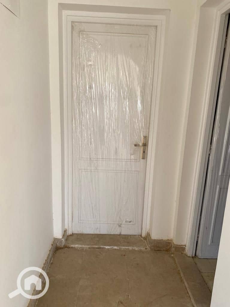 4 29384a17-f8cb-4108-8613-3b9dff0bcc31. jpg