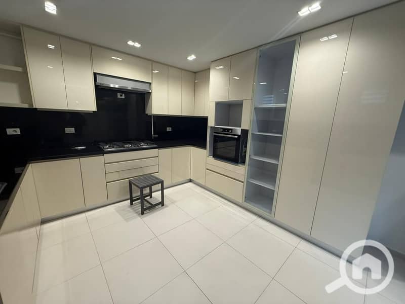 16 WhatsApp Image 2025-11-09 at 7.16. 41 PM. jpeg