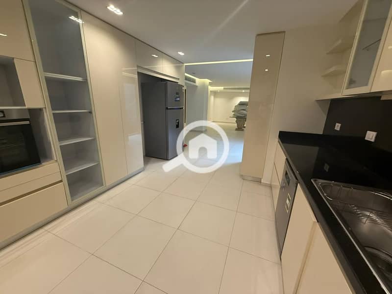 17 WhatsApp Image 2025-11-09 at 7.16. 40 PM. jpeg