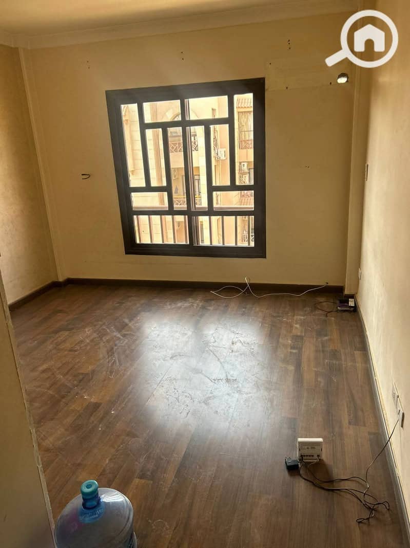 5 107f0dc0-c27d-4828-8c77-c2ac9eca22a7. jpg