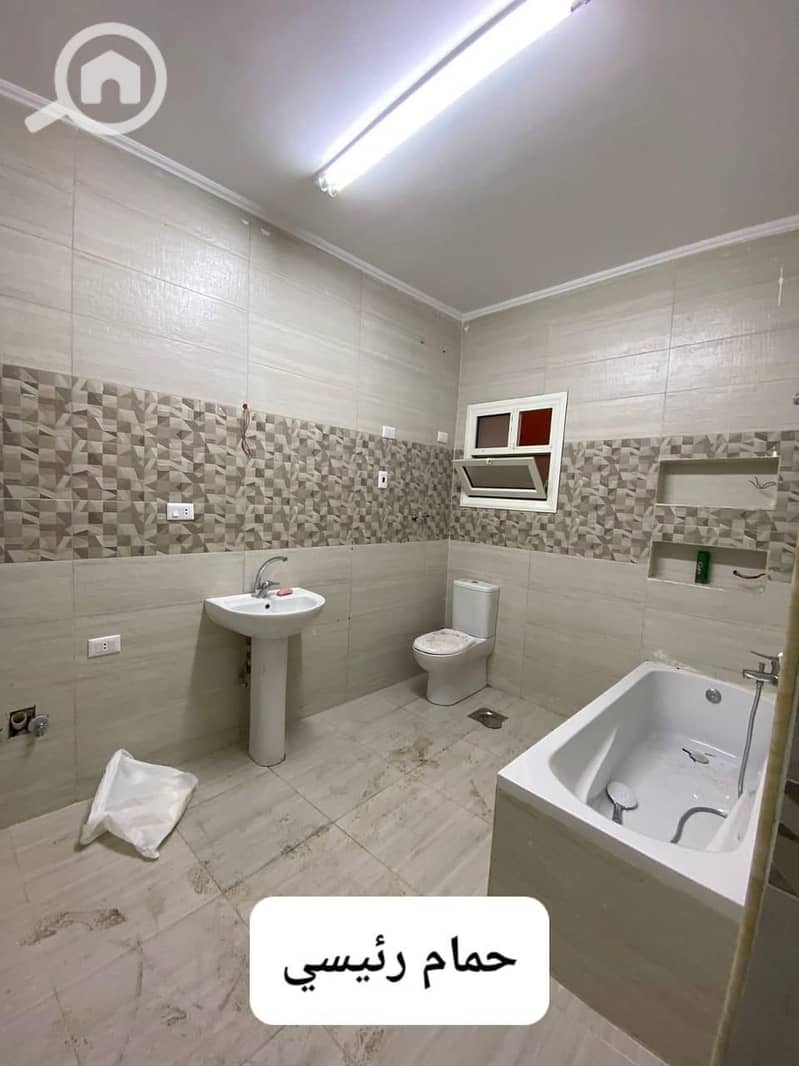 9 ba167a0f-157a-40e4-af81-2d25deedf8af. jpg