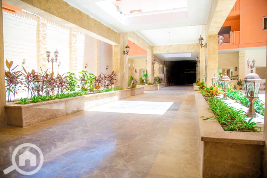 12 SOLO Studios (12). jpg