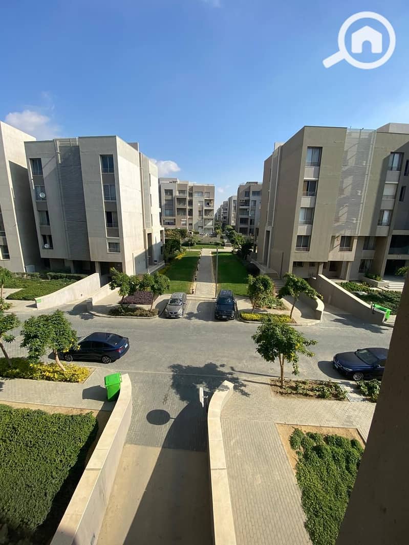 8 94b581b2-2dc6-47e9-9515-5ad2f716841a. jpg