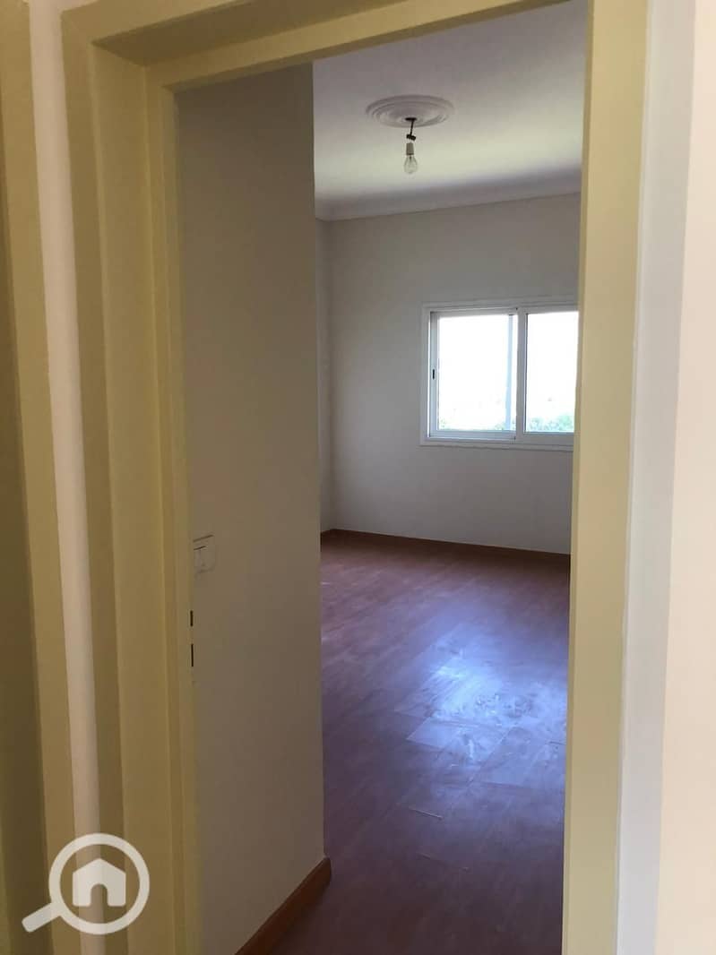 6 c5f51cb6-905f-49e9-8fe8-f7bb7f803073. jpg