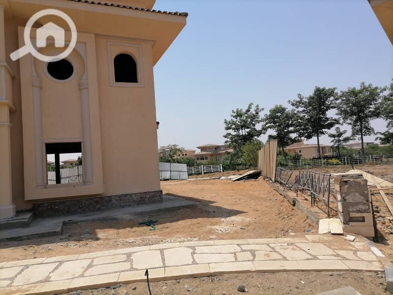 4 1ae1eef8-5595-4a6e-81d3-ee3f3ed1a1b7. jpg