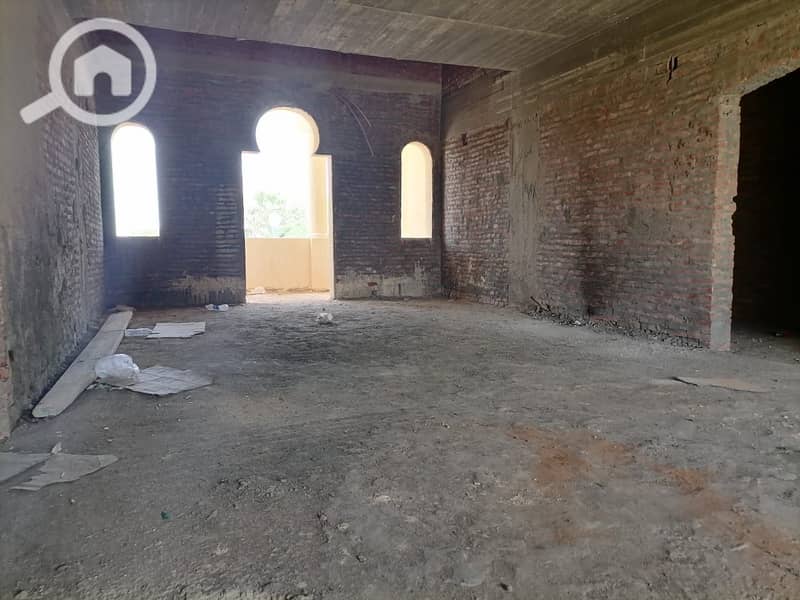 12 04758635-9e74-4835-a95f-a656f1a78d51. jpg