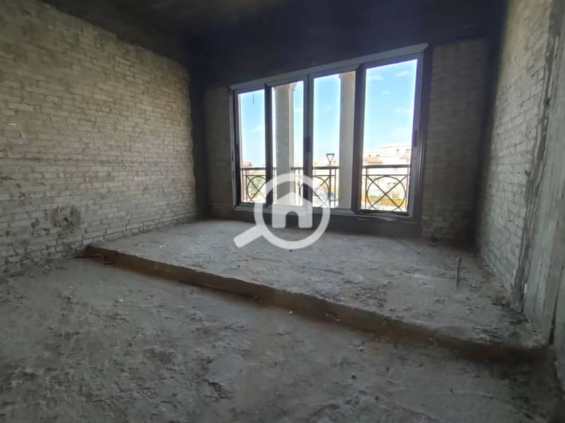 5 WhatsApp Image 2025-02-18 at 12.44. 10_b8cd94de. jpg