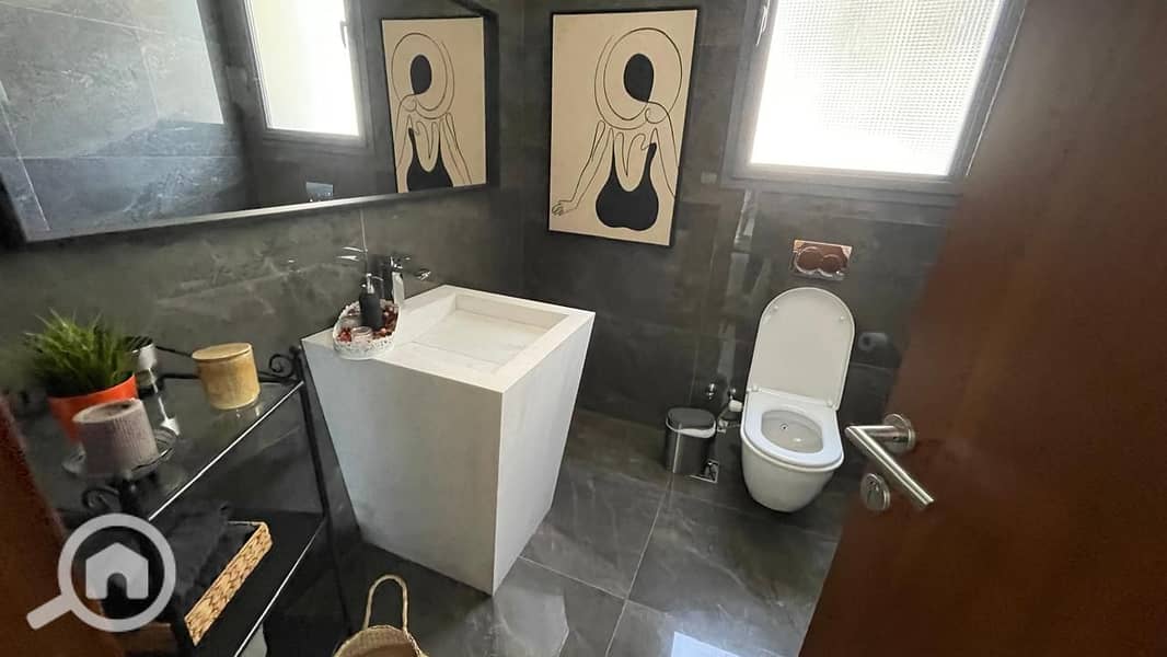 5 WhatsApp Image 2025-09-18 at 12.55. 20 PM. jpeg