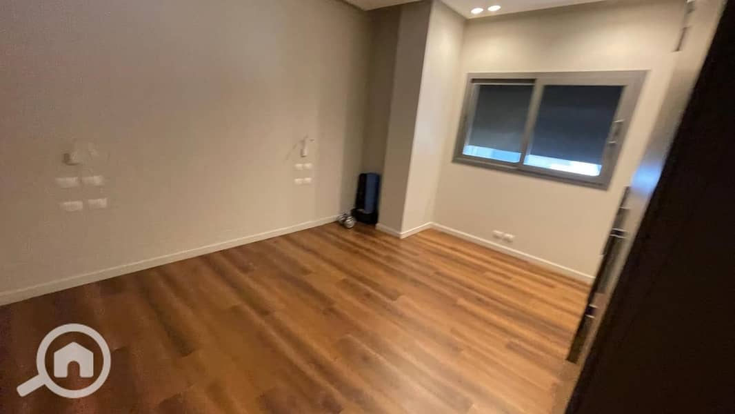 10 WhatsApp Image 2025-09-18 at 12.55. 19 PM (2). jpeg