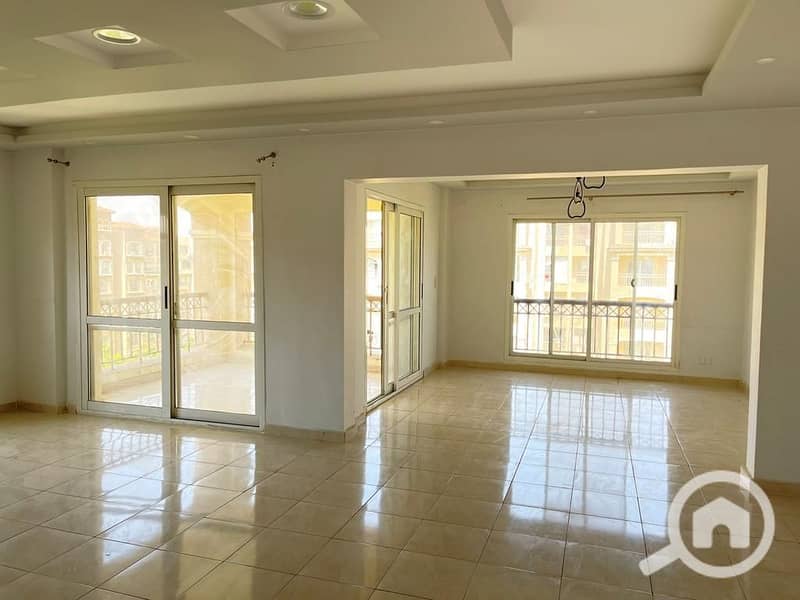 10 20920c6a-2127-4660-b6bd-fdd70b9e6d62. jpg