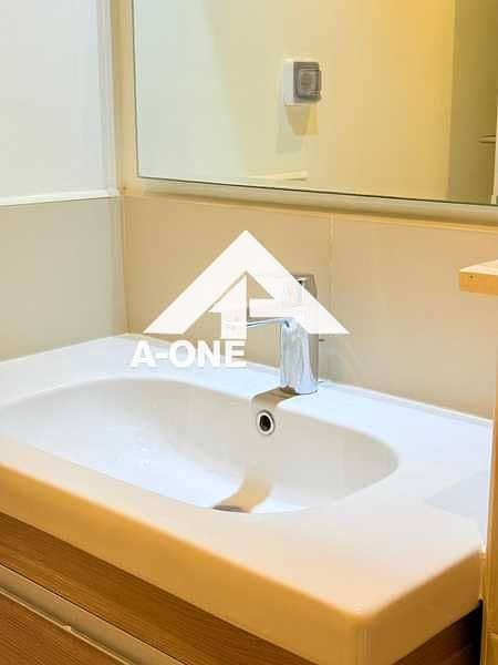 7 YKeWWfrSLm3O3BzNHZGbsuO051lgd28s3S1n06sm. jpg