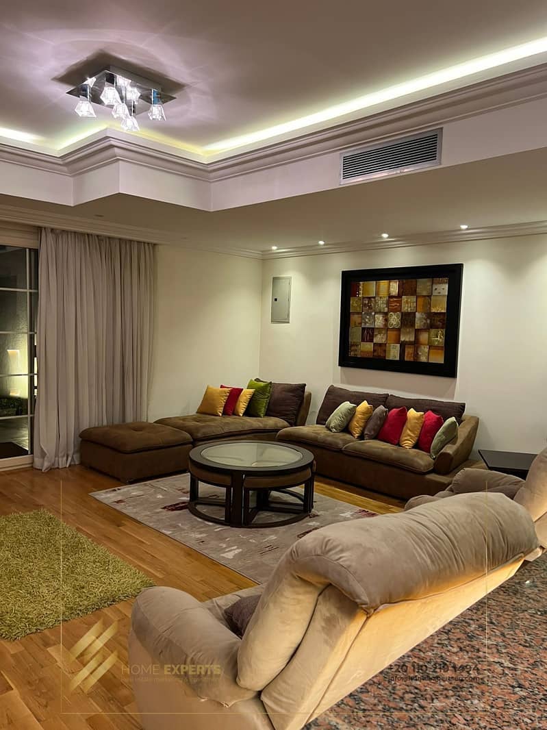 3 c7eff2cc-795d-4e62-8b73-d42aa3b461a0. jpg