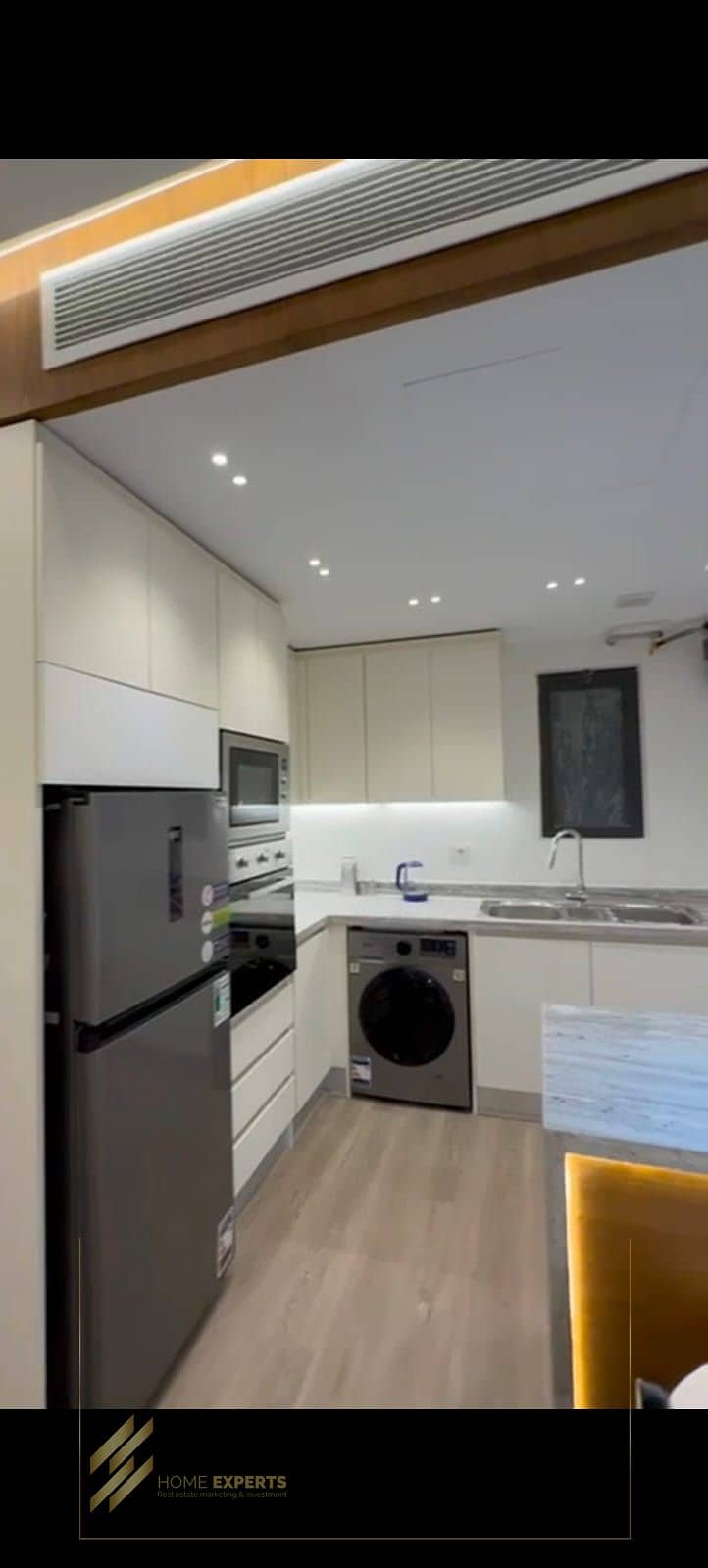 15 a390b132-cd79-40fe-a03f-1f6b2cd98851. jpg