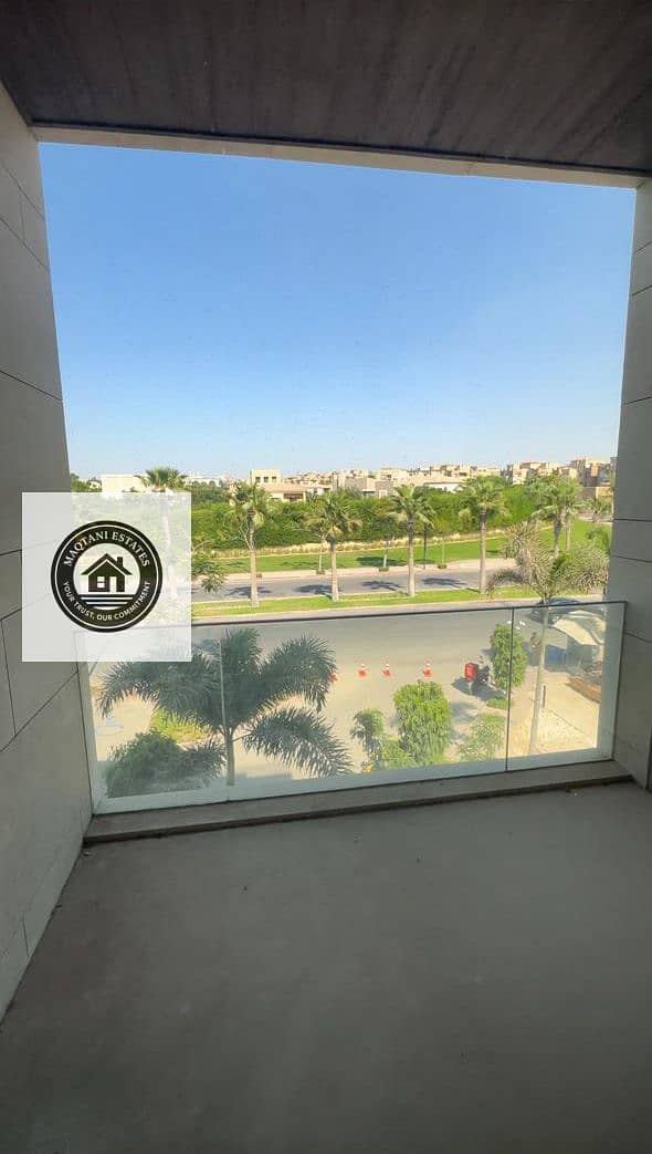 4 WhatsApp Image 2024-08-25 at 12.44_edited515. jpg