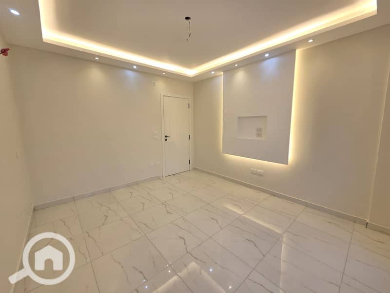 11 WhatsApp Image 2025-12-30 at 5.45. 01 PM (3). jpeg