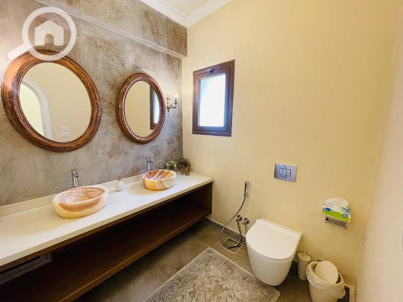 21 495369457_122263218650228254_6401951315440498327_n. jpg