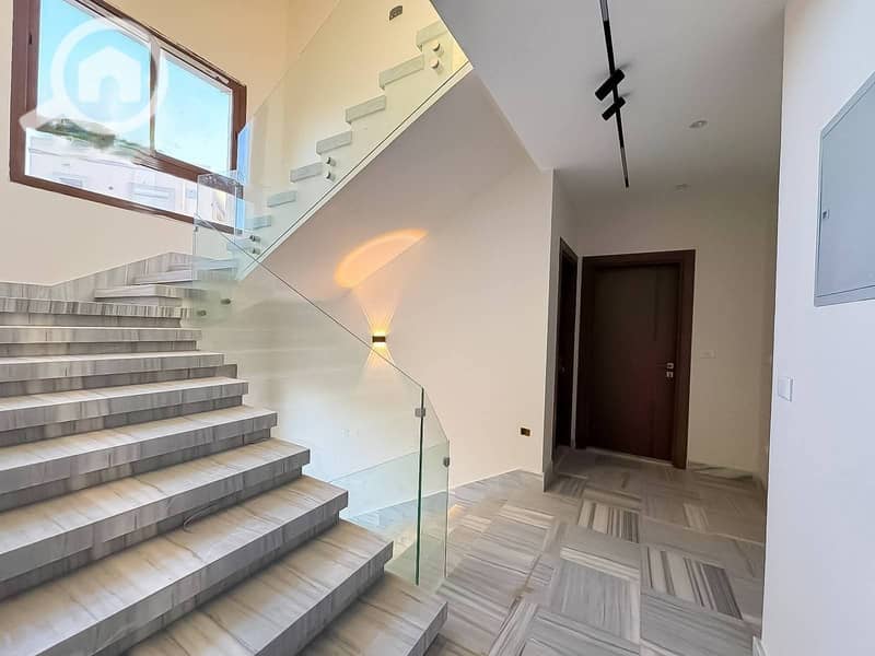 9 598788851_1426303932873356_1892786712036620038_n. jpg