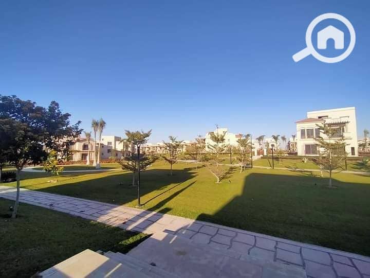 8 c9fb9cab-9e04-4fd7-83eb-6eefdd7bc904. jpg