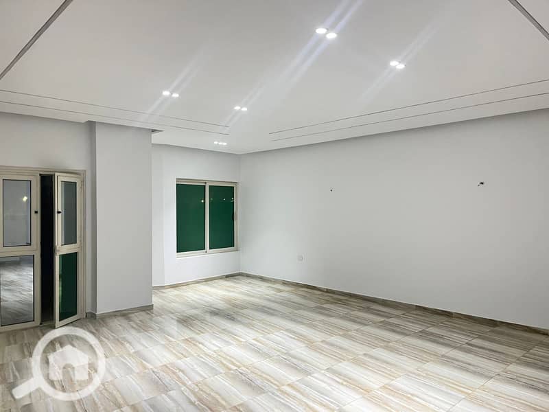 5 WhatsApp Image 2025-12-31 at 1.28. 18 PM (2). jpeg