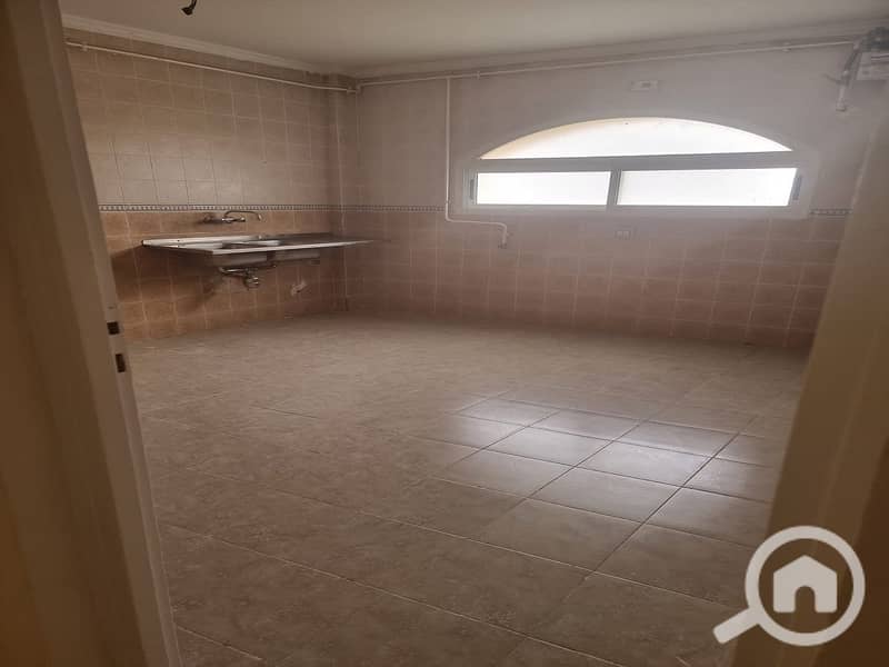 12 a695c54c-95e2-4826-805f-c15fd57fea1e. jpeg